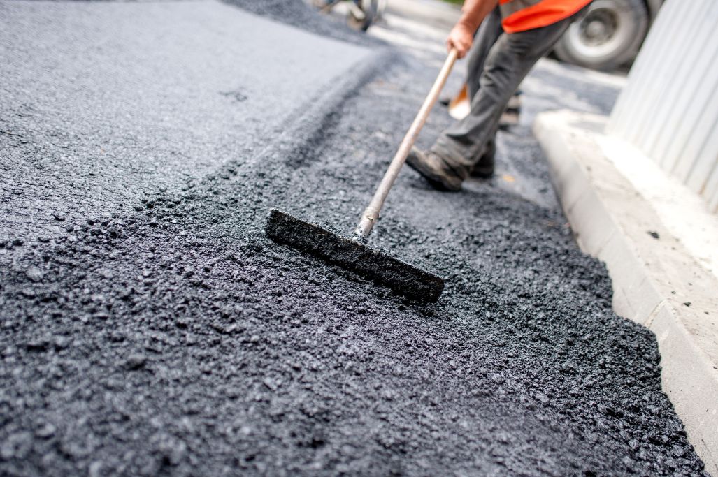 commercial paving contractor near tampa